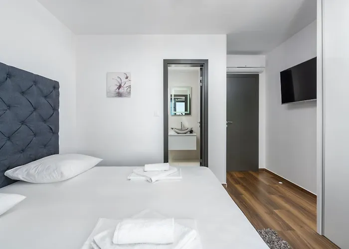 Complex Twins Villa Crikvenica