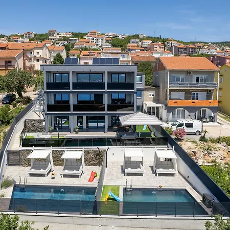 Complex Twins * Crikvenica