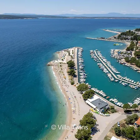 Villa Complex Twins *